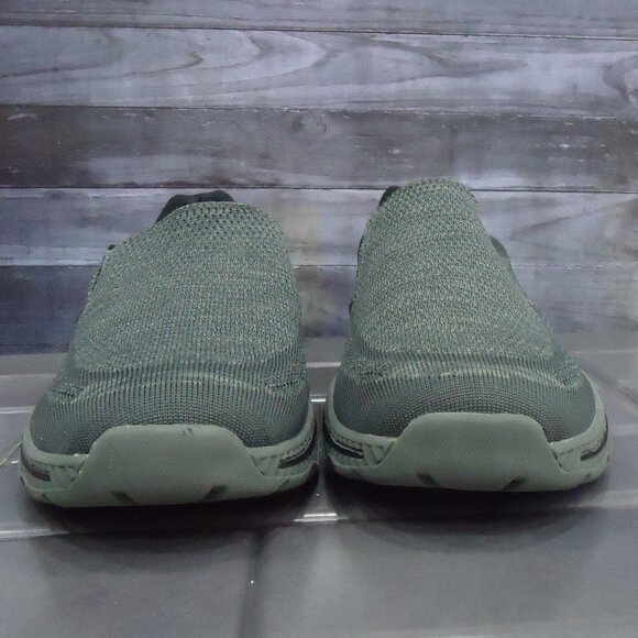 SIZE 10.5. Skechers Relaxed Fit Air- Cooled sneakers. - Picture 4 of 16